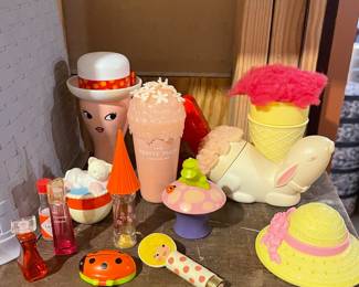 VINTAGE PERFUME BOTTLES