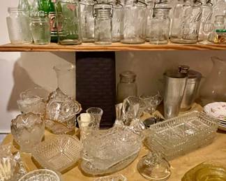 VINTAGE BALL JARS & 7UP BOTTLES, COLLECTIBLE GLASSWARE