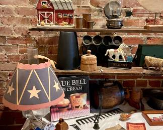 ANTIQUE OIL WALL LAMP, CAST IRON, WESTERN DECOR