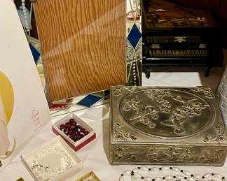 COSTUME JEWELRY, MIRRORED FRAME, JEWELRY BOX