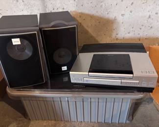 Pioneer mini disc player/recorder, speakers sold separately 