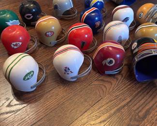 Vintage football helmets ( small ) mini