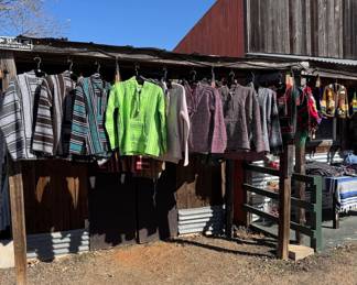 1402 Artesanias de America