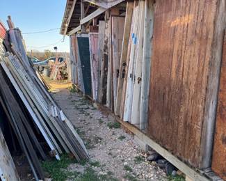 1110 Roberts Stained Glass