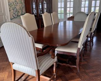 Double Pedestal Queen-Anne Style Mahogany Dining Table. Set of 8 Side Chairs and 2 Captain Chairs. 