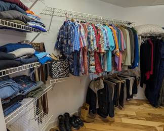 walk-in closet men’s clothes L-XXL