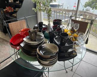 Sango. Elite.  Dish set