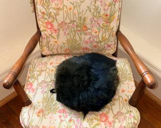Colonial maple arm chair