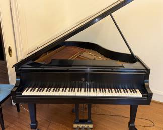 1984 Steinway Model M Grand Piano. Model # 489375.