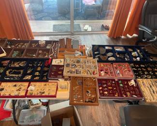 Lots of vintage jewelry and costume jewelry