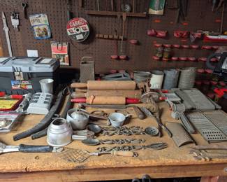 vintage and antique kitchen tools 