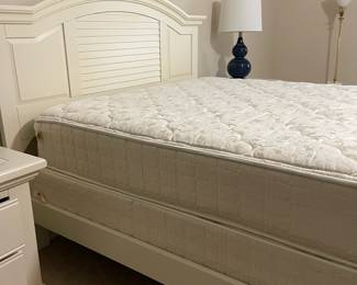 C125 - $275. Queen Bed. Measures 67.25" wide x 86" long x 52" tall. Clean SertaPedic Mattress included if you'd like it!