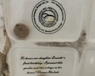 C133 - $20. Thomas Kinkade Canister. 