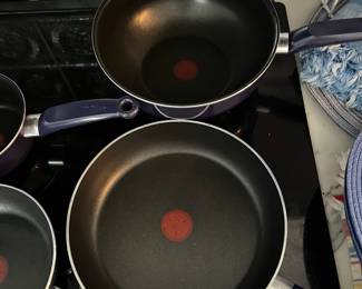 C128 - $45. T-Fal Set in very good condition!