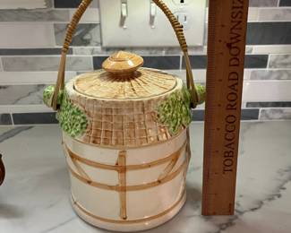 C132 - $20 Set. Made in Japan. Very good vintage condition. 