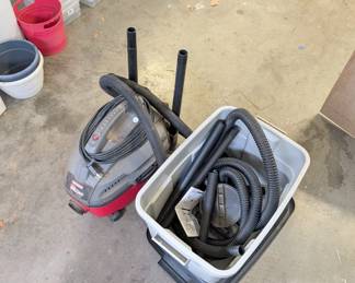 C170 - $40. Craftsman 4 Gallon Clean n Carry Garage Vac. 