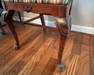 C13 - includes 5 Dining Chairs. Measures 19.5" wide x 16.25" deep x 37.5" tall. 