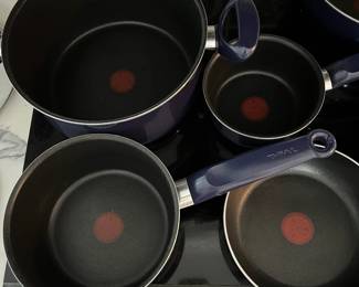 C128 - $45. T-Fal Set in very good condition!