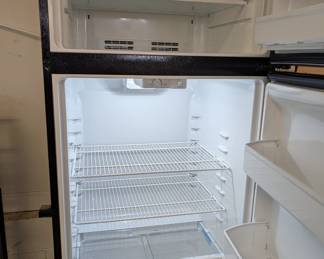 C168 - $250. Frigidaire Garage Refrigerator (rated for garage use for higher/lower temps). Super clean inside and out! 