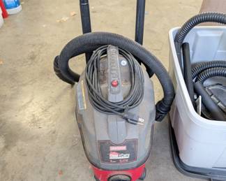 C170 - $40. Craftsman 4 Gallon Clean n Carry Garage Vac. 