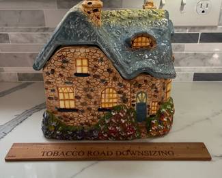 C133 - $20. Thomas Kinkade Canister. 