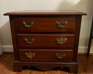 C92 - $50. Lenoir House Night Stand / Side Table. By Broyhill Furniture. Measures 24" wide x 14" deep x 21.25" tall. 