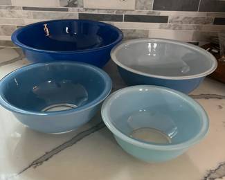 C129 - $35. 4 Pyrex Mixing Bowls "Moody Blue" Stacking set. Overall very good condition but does have some minor wear from use. 