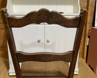 C86 - $175. Table Collapsed Measures 40" x 25" x 30" tall. Open it measures 40" x 45" x 30". Includes 6 Chairs. Enamel Coated Table Top with wood base. 6 chairs. Some rust spots & scratches but overall very good condition. Base has a sticker from Cochrane Furniture Co. Lincolnton, NC. Includes 6 Wooden Chairs. 