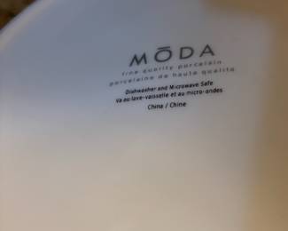 Moda Porcelain White Centerpiece Bowl