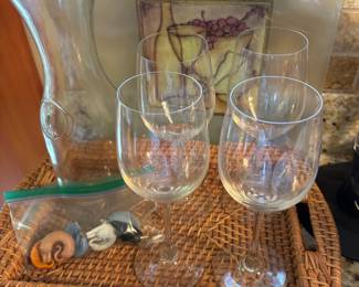 Glass Wine Decanter Carafe, Set of 4 Spiegelau Grande Wine Glasses