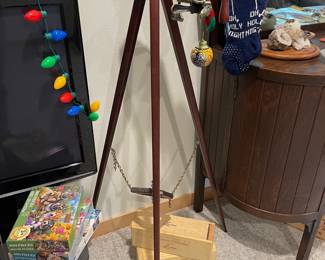 Estates Tripod Stand Wine Bottle Opener