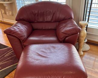 Leather chair with ottoman