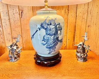 Vintage Chinoiserie Ginger Jar Table Lamp