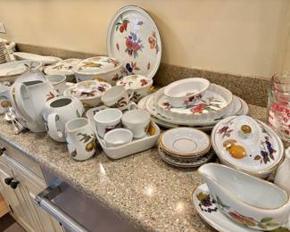 Royal Worcester Evesham Collection!