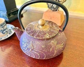 Bronzed Goldfish Cast Iron Teapot