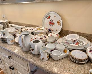 Royal Worcester Evesham Collection!