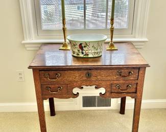 Vintage English Georgian 3-Drawer Lowboy Dressing Table