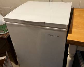 Insignia Chest Freezer