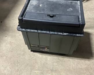 portable battery charger