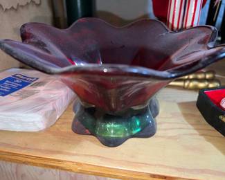 Vintage telefloral bowl