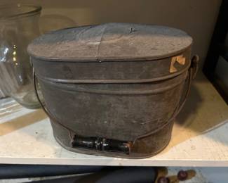 Galvanized metal lunch pail