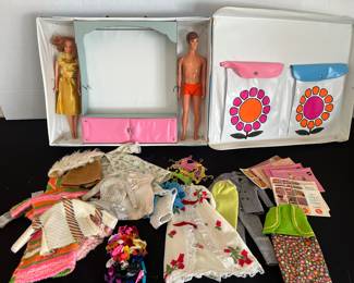 Dolls, Clothes, Shoes, Pamphlets inside the World of Barbie Case