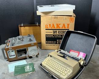  03 Vintage AKAI X1800SD ReeltoReel Tape Recorder w  Box SCM Coronet Automatic Typewriter