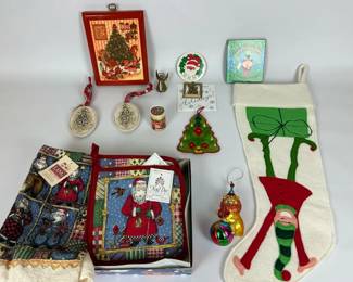 Vintage Themed Christmas Decor