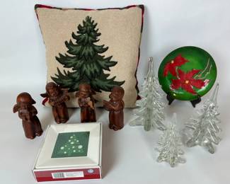 German Style Angels  Misc Christmas Decor 