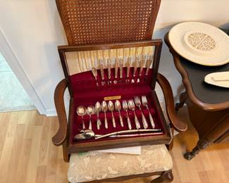 Set of flatware