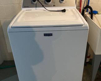 Maytag washer (almost new)