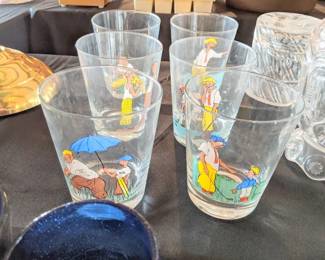 VINTAGE GOLF GLASS TUMBLERS