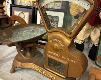 vintage candy scale