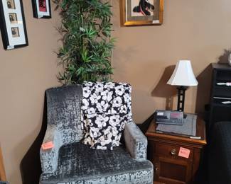 Sitting Chair, Broyhill Side Table